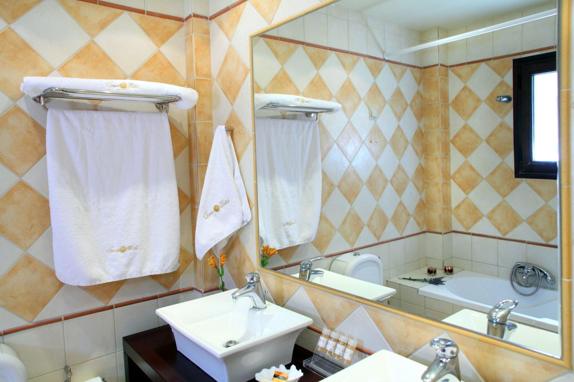 Hotel Tesoro Нікіана Екстер'єр фото